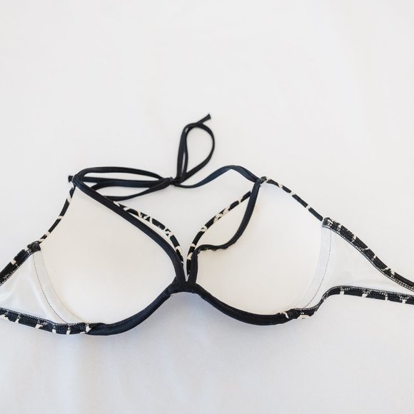 Victoria's Secret Bikini Top Size 32c - Picture 4 of 5